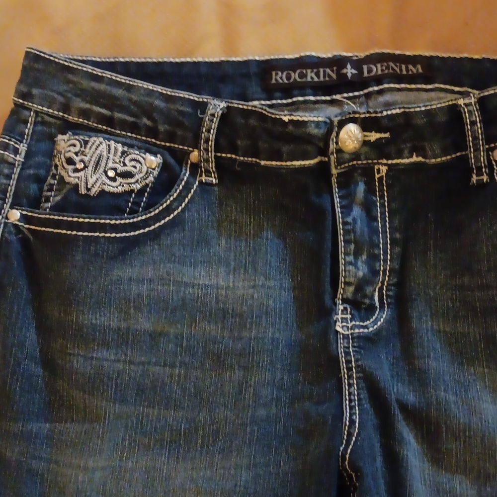 Rockin denim capri
